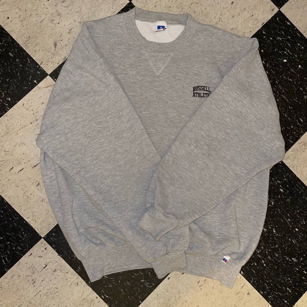 Vintage Russell Athletic sweatshirt.